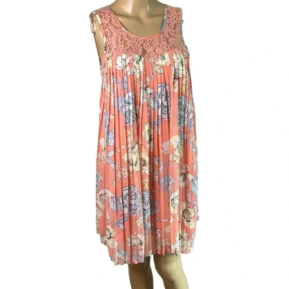 She  & Sky dress,silk,halter,plisse,lace,floral flounce,summer dress,boho,event - Picture 3 of 15